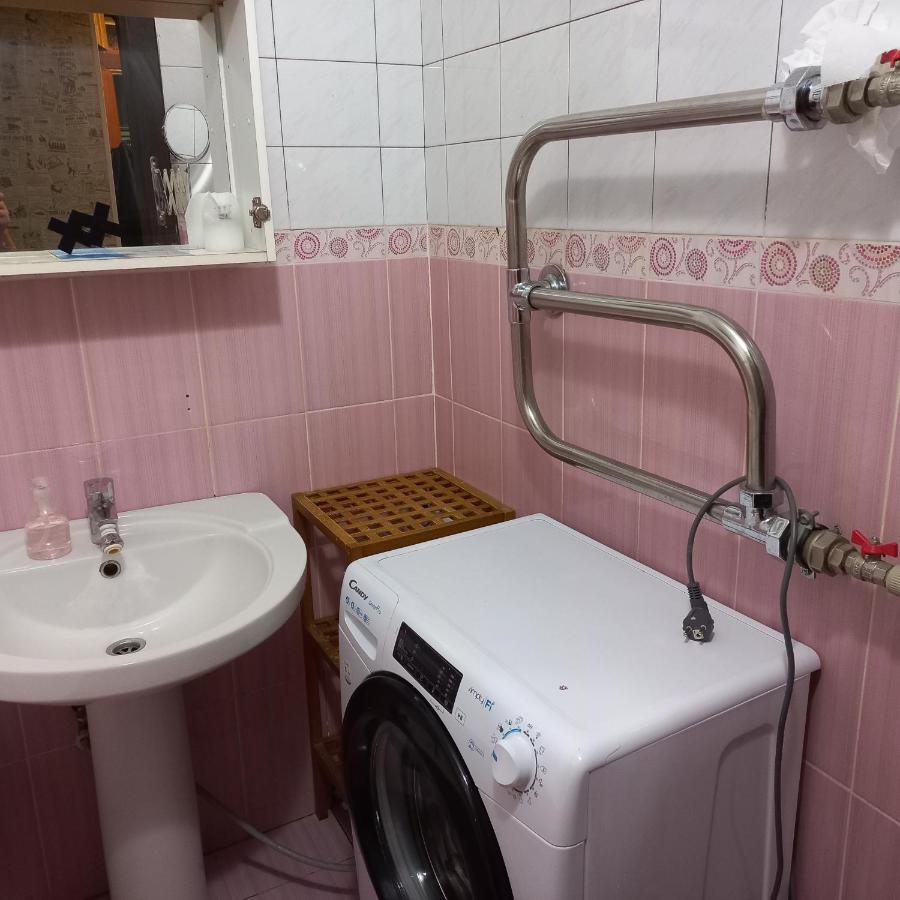 1К Квартира Антоновича. Олімпійська Kiev Dış mekan fotoğraf